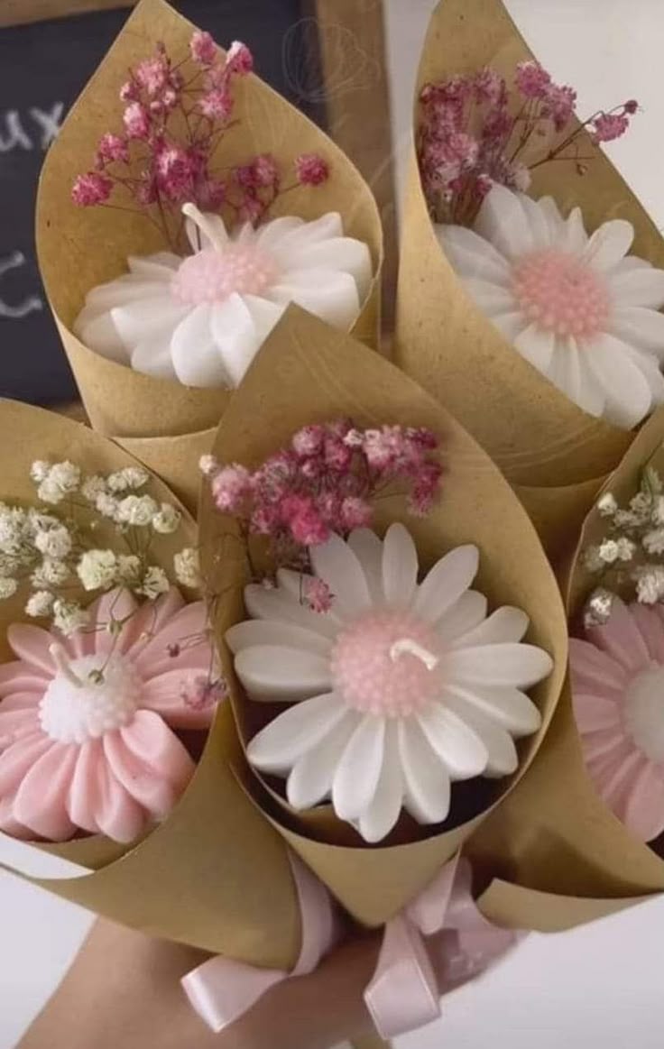 The Daisy Drip – Floral Candle Lollies Set of 4