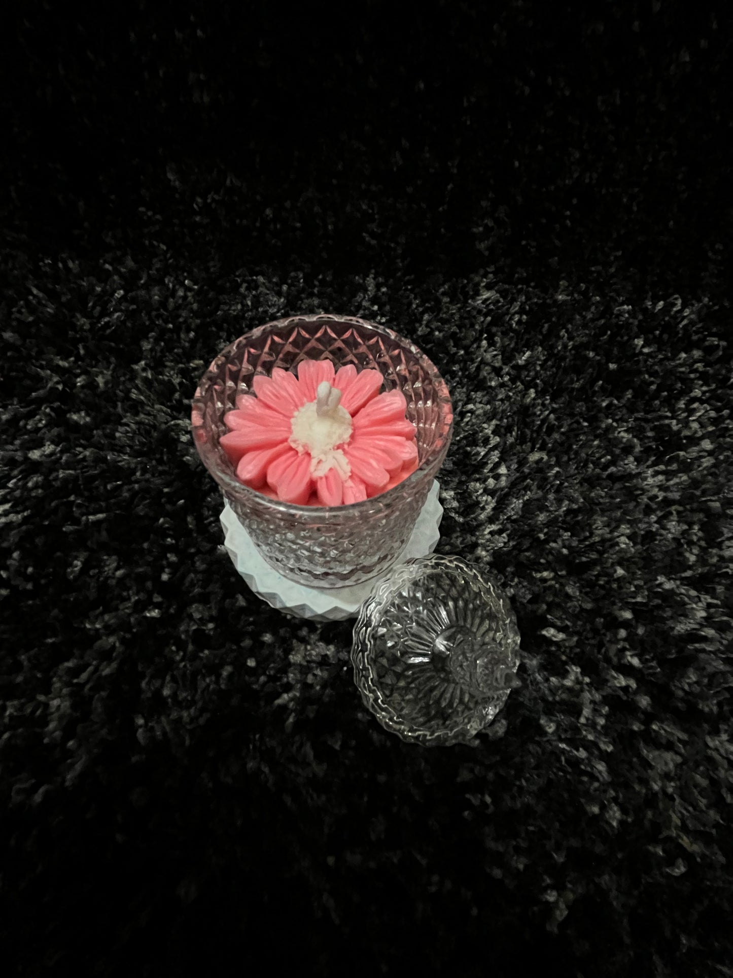 Bloom & Glow – Floral Soy Candle with Decorative Wax Flowers