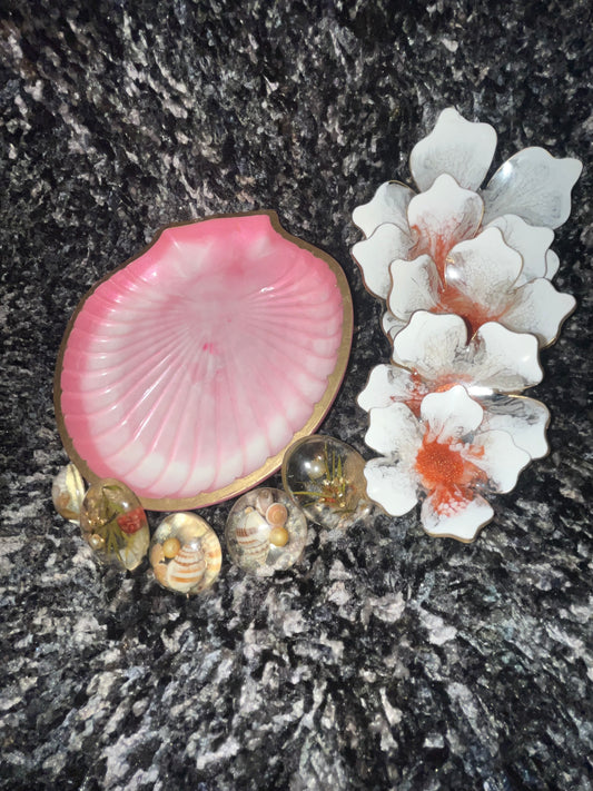 Handmade Resin Seashell Tray